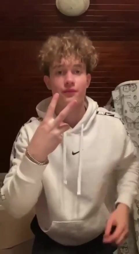 Cute Curly Hair Teen Boy Cam Porn Gayboystube 0594