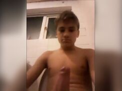 Wanker Boy in Bathroom Cam Porn Twink