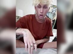 [HBW] Blond Twink Cumming On Cam Zoomer Cam Porn