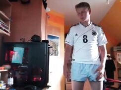 Sporty twink wank gay porn tube