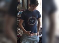 Hot Young Str8 Freshman Jerking for Girl on WebCam (no cum)